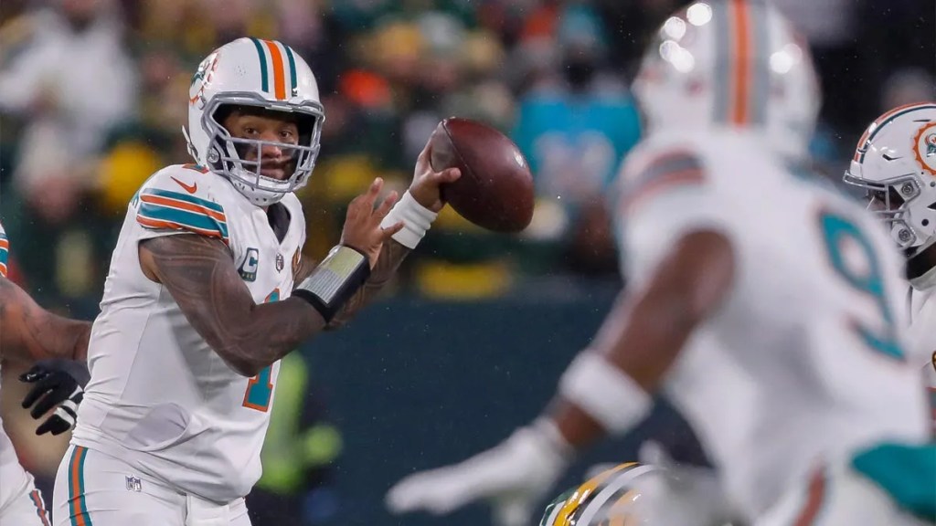 Miami Minutes: Green Bay Is Unkind To&nbsp;Porpoises
